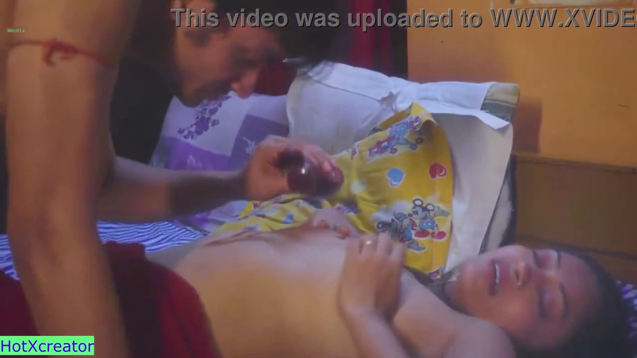 This Indian web series brings you a sizzling hot wife in a passionate encounter. Watch as she indulges in romantic sex, showcasing her sensual side and leaving nothing to the imagination. Enjoy the erotic journey of this fiery Indian beauty.